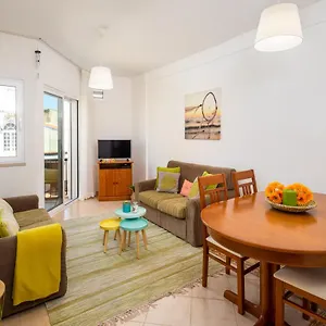 https://apartamento-pe-na-areia-armacao-de-pera.hotelaalgarve.com