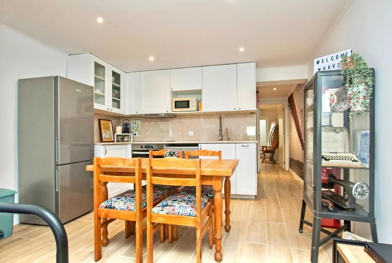 Apartamento Ponte 25 Abril Lisboa Daire